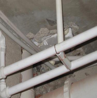 大庆漏水维修 卫生间漏水的原因是什么？卫生间下水管漏水怎么办？